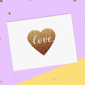 Открытка-комплимент "LOVE" золотое сердечко, 8 х 6 см
